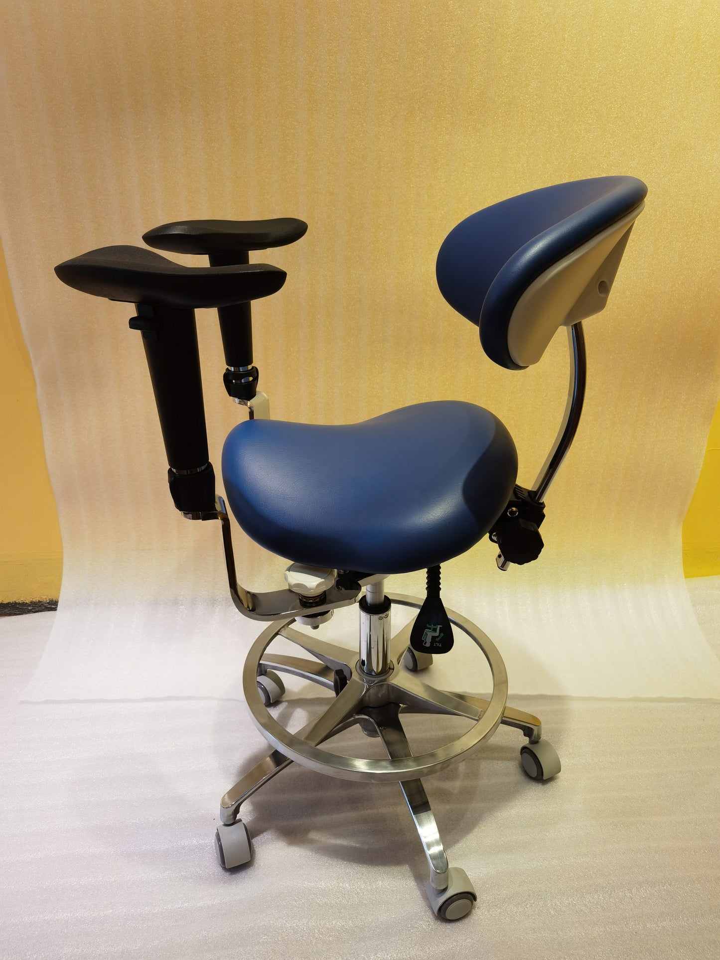 S1293 Ergonomic dental  saddle  chair  stool for dentist surgical examination