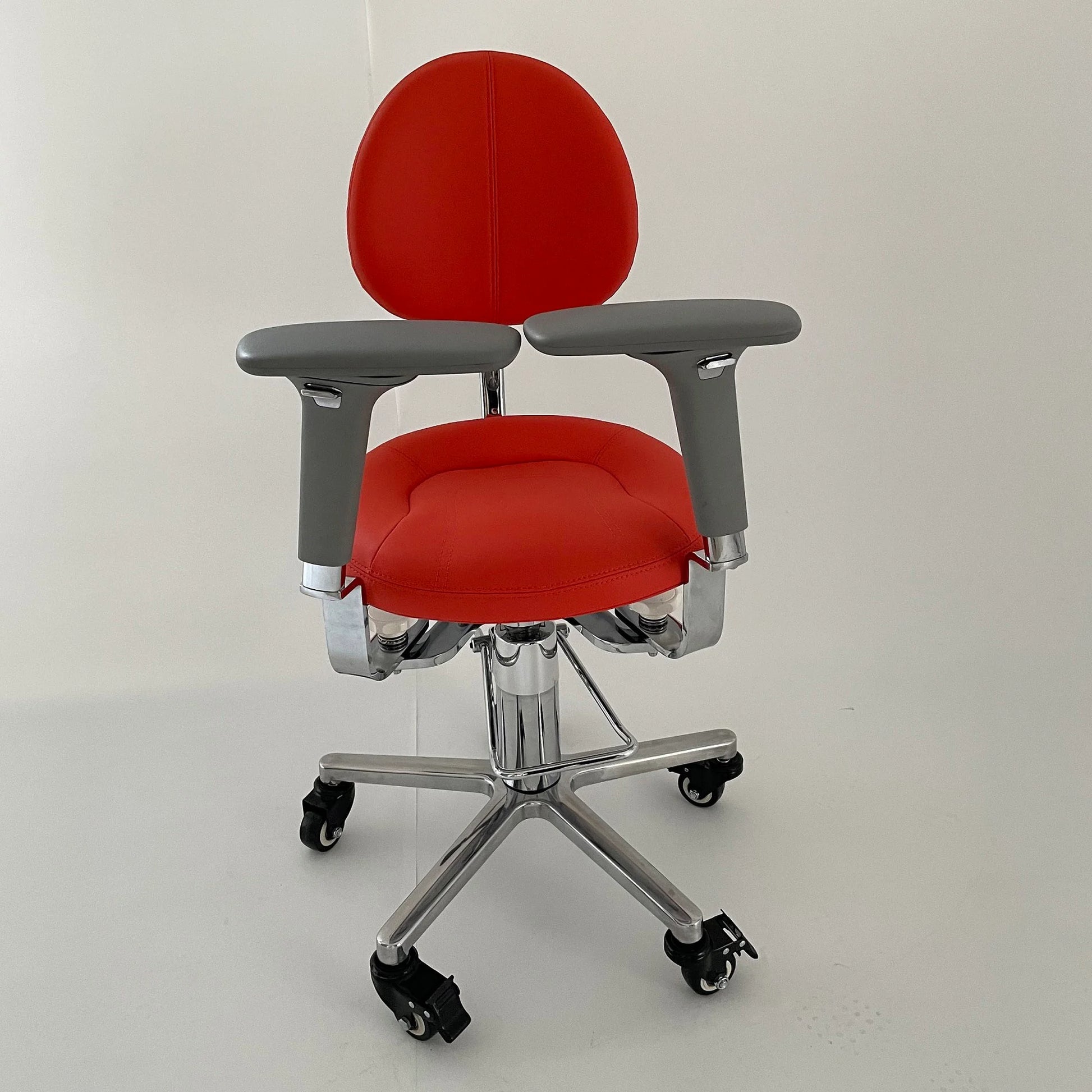 Hydraulic surgeon chair stool with hight quality grew swing armrest