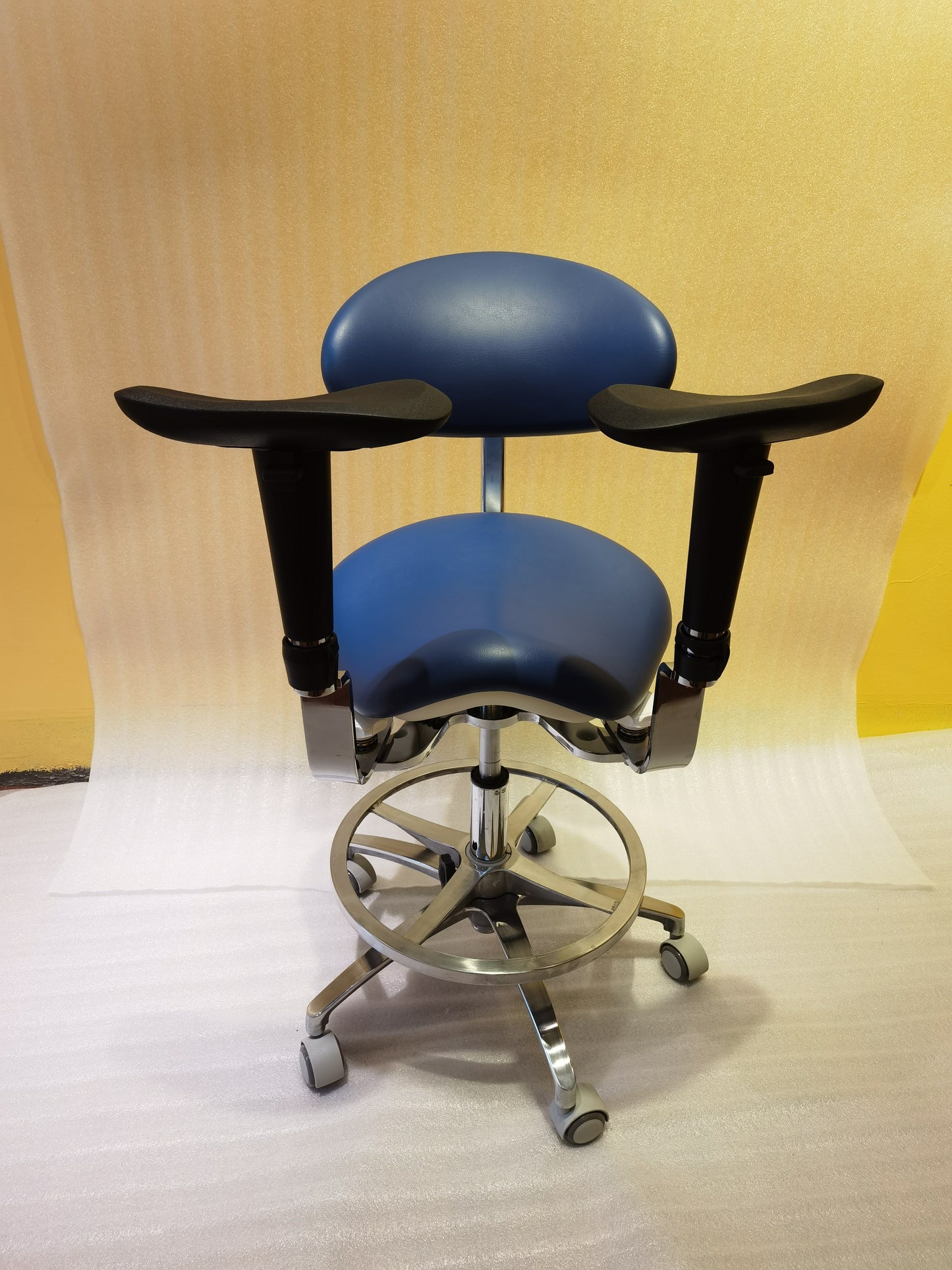 S1293 Ergonomic dental  saddle  chair  stool for dentist surgical examination